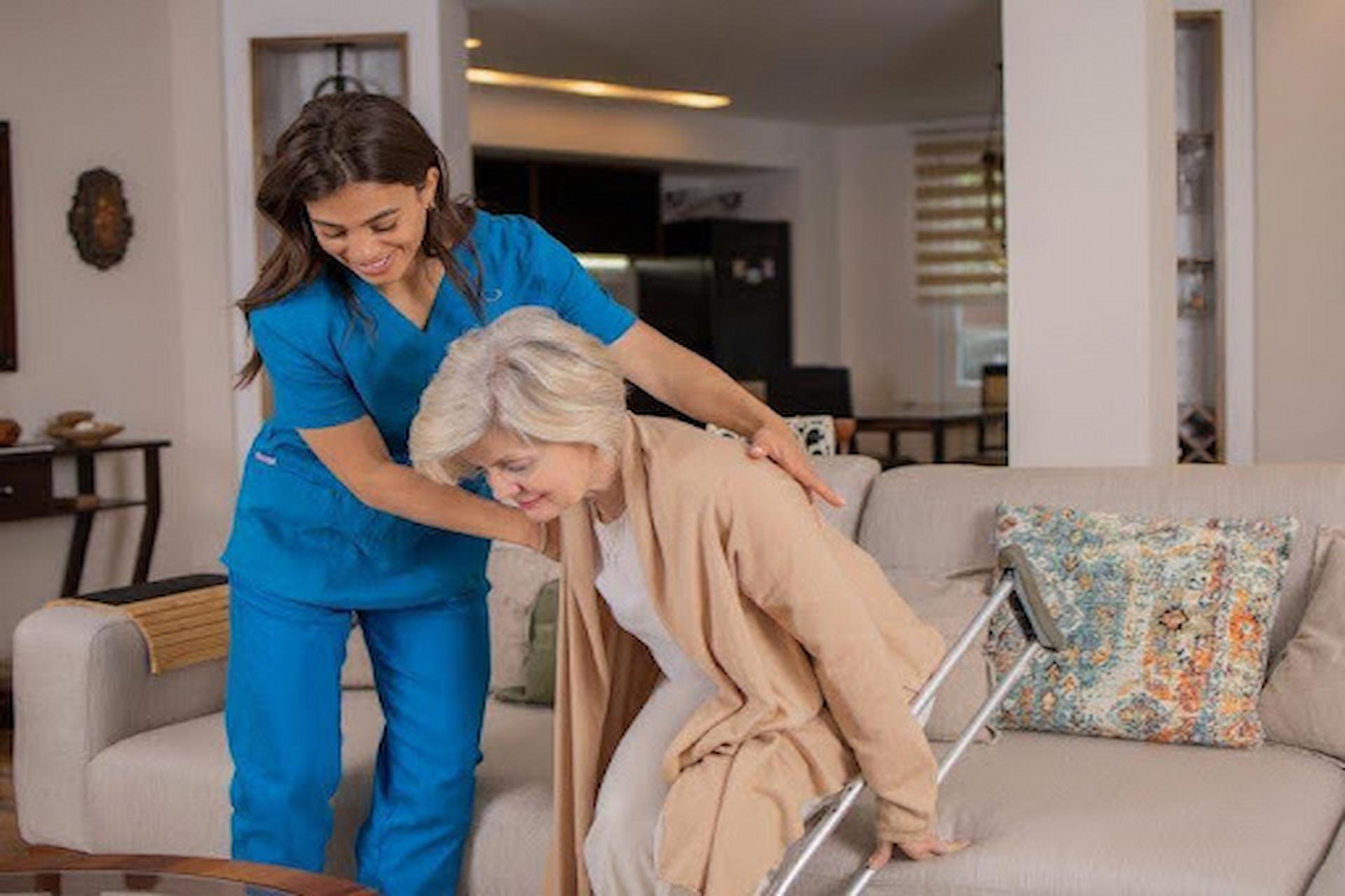 What To Expect from Companionship Live-In Care Services