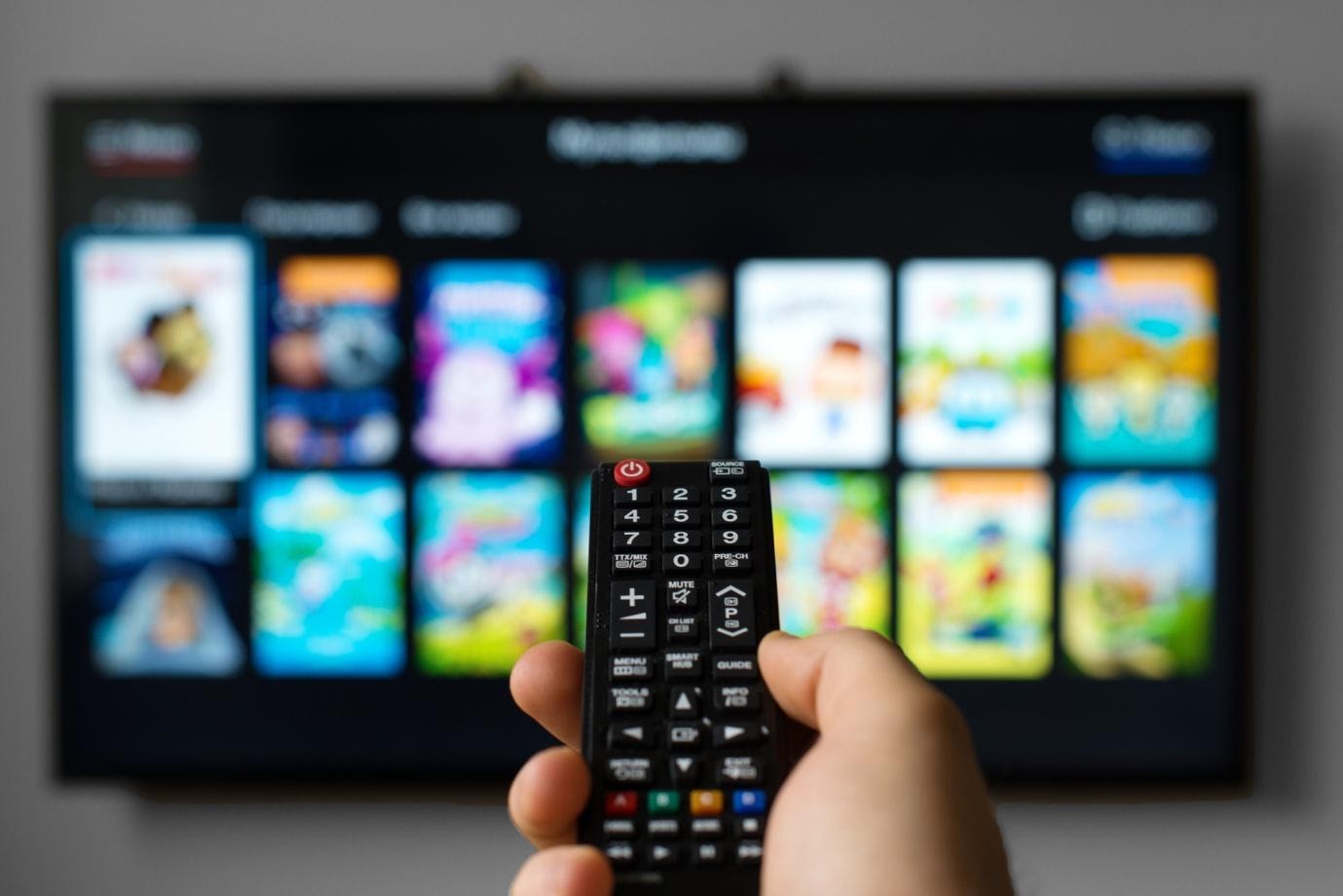 A La Carte Entertainment: Your Ultimate Cord Cutting Guide