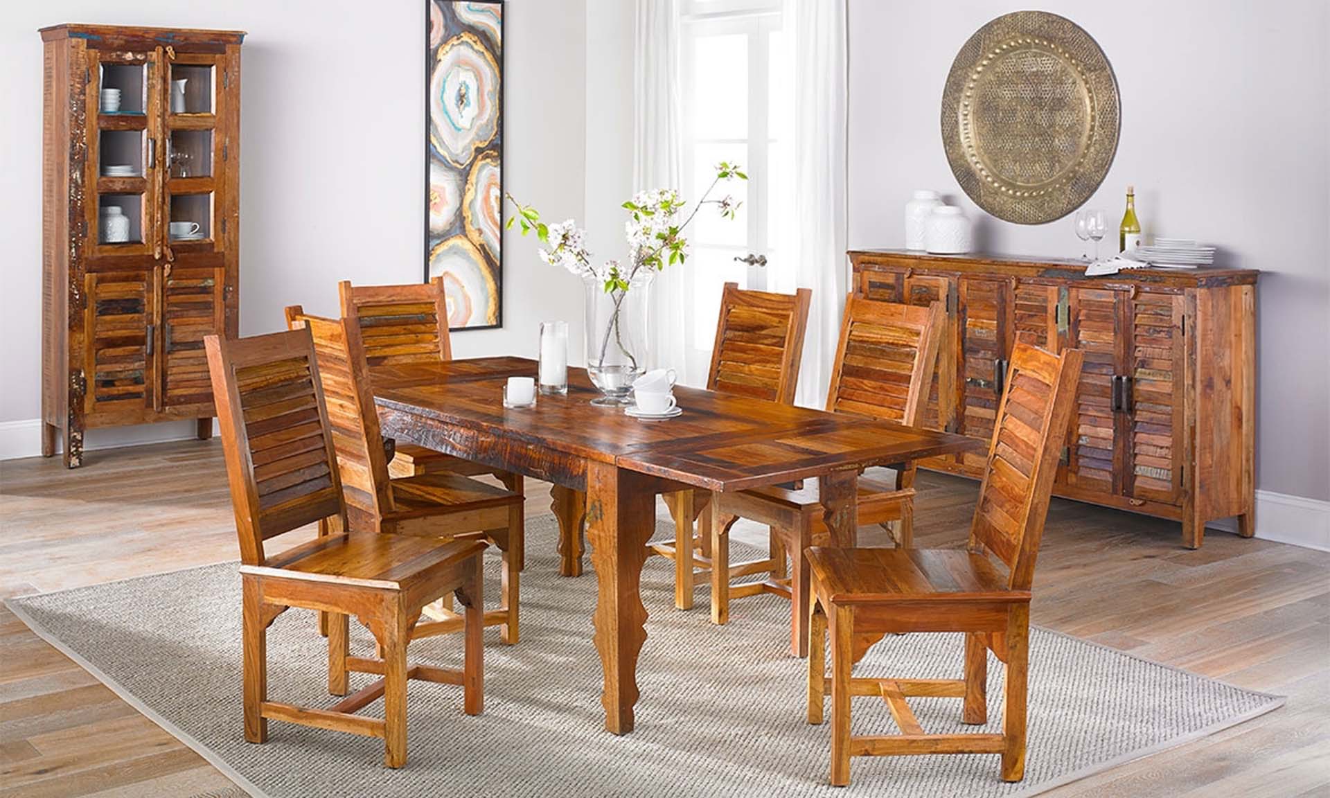 Top 4 Reasons To Use Oak Furniture For Your Home